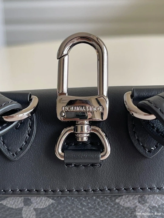 Aaa replica ru STEAMER POUCH LOUIS MINI VUITTON 0723